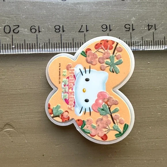 Sanrio Hello Kitty Floral Butterfly pin brooch - Picture 4 of 4